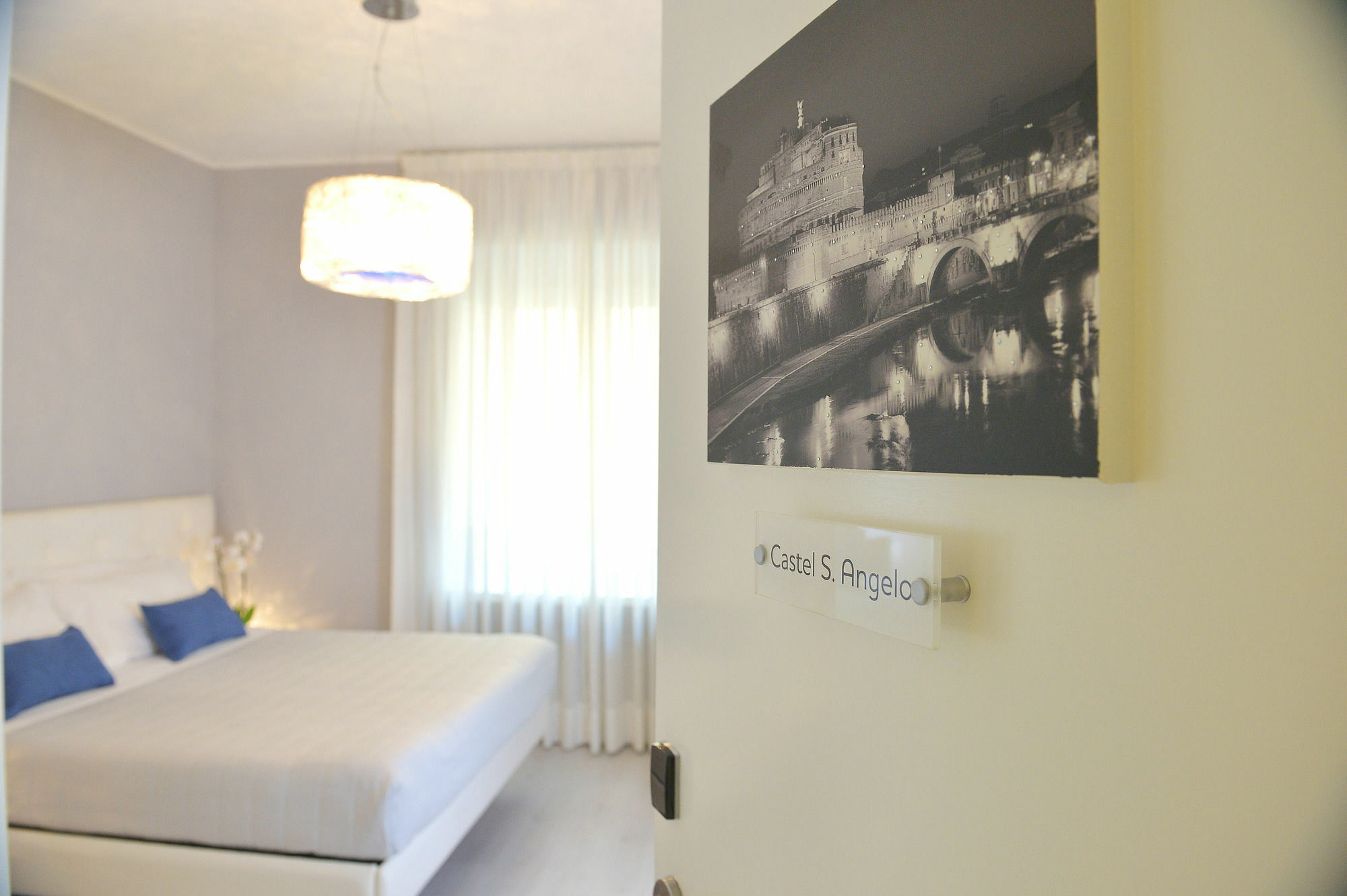 B-Cool (Adults Only) Bed & Breakfast Rome Bagian luar foto
